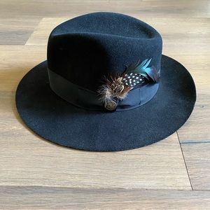 Goorin Bros wide brim fedora